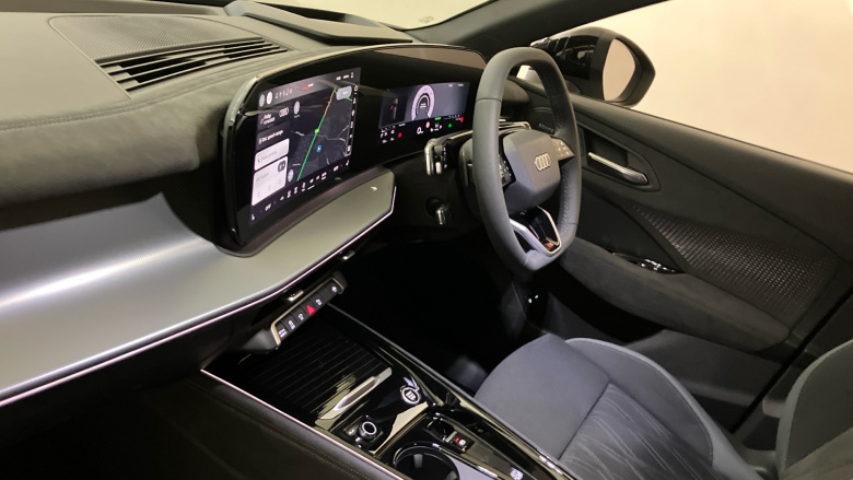 Audi Q3 1.5 e-Hybrid Launch Edition 5dr S Tronic Estate